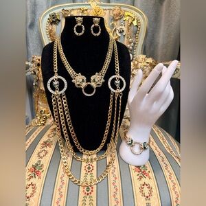 Elegant Gold and Green Panther Jewelry Set